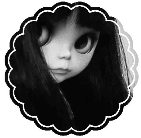 blythe....she/doll....little....trauma holder